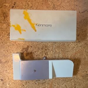 Vintage Kenmore Sewing Machine Buttonholer part# 95040 unused in case